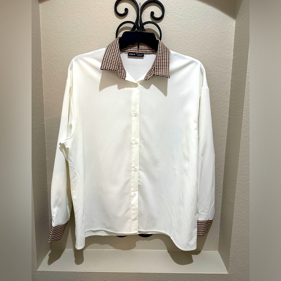 Long sleeve Button down - Picture 1 of 4